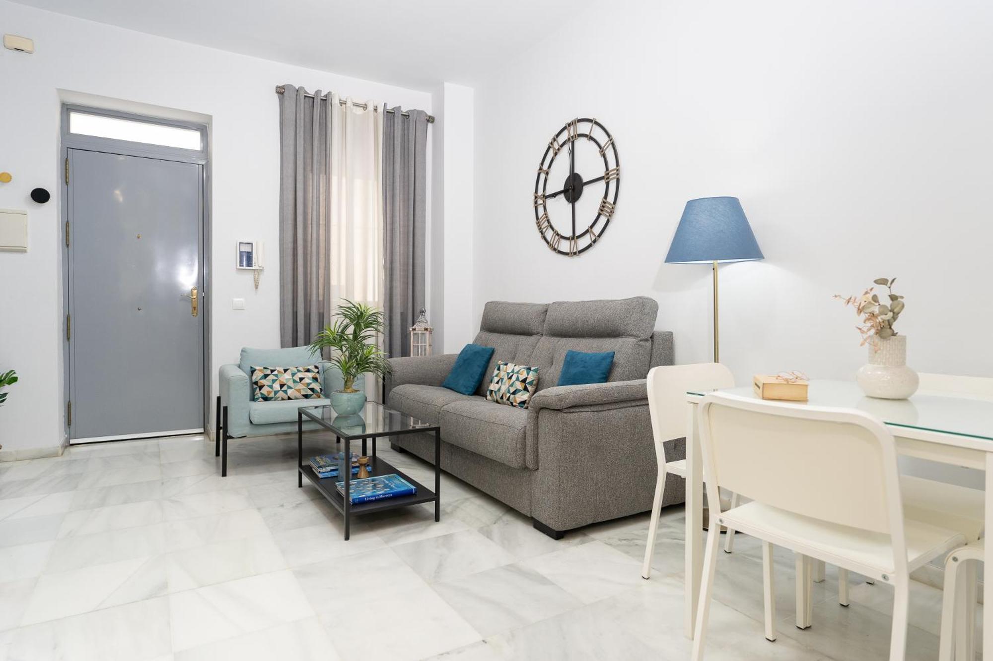Apartamento Triana Deluxe Con Patio Privado Seville Exterior photo