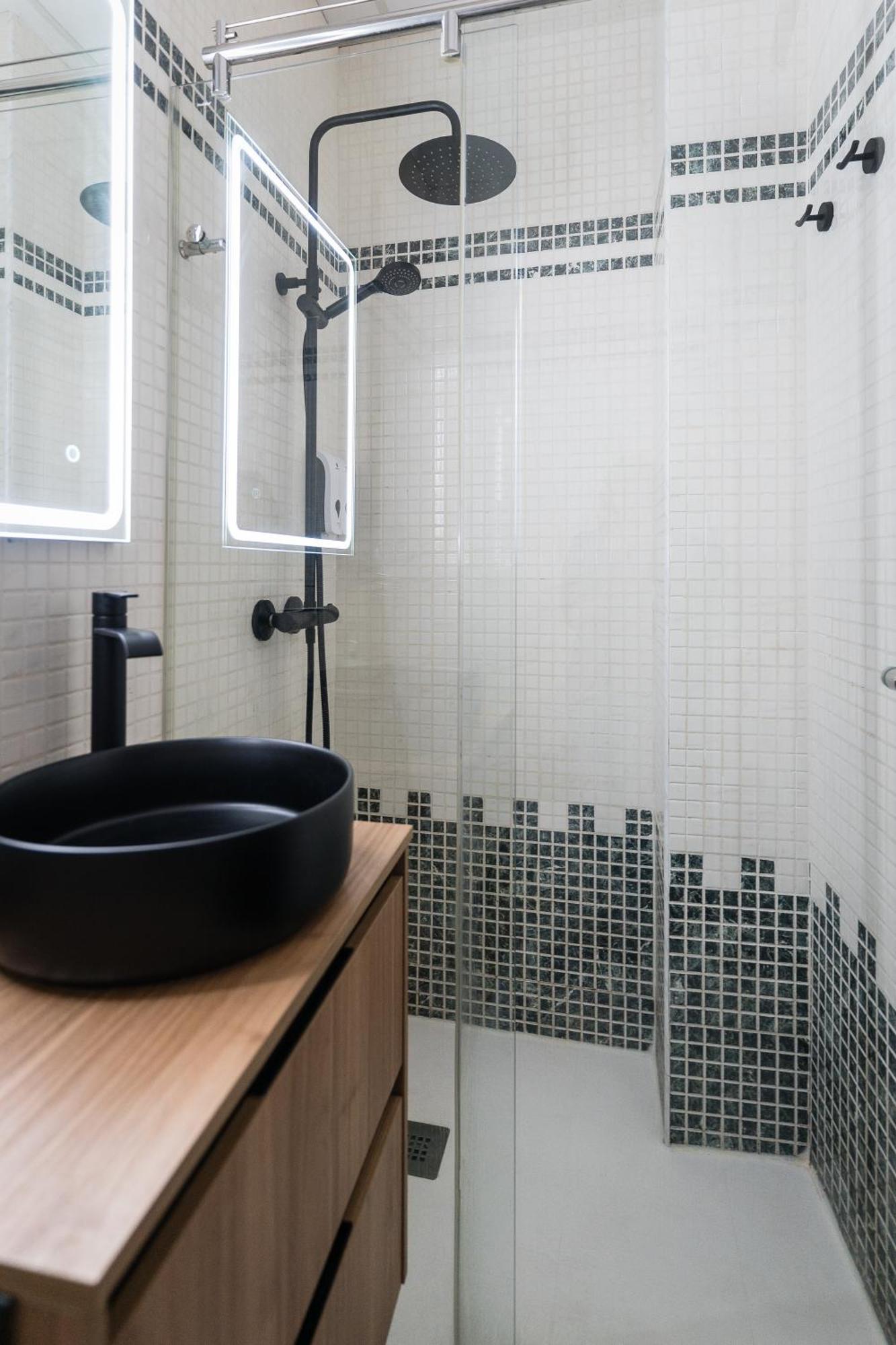 Apartamento Triana Deluxe Con Patio Privado Seville Exterior photo